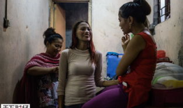 欧洲妓女性爱直播视频,暗流涌动的网络世界